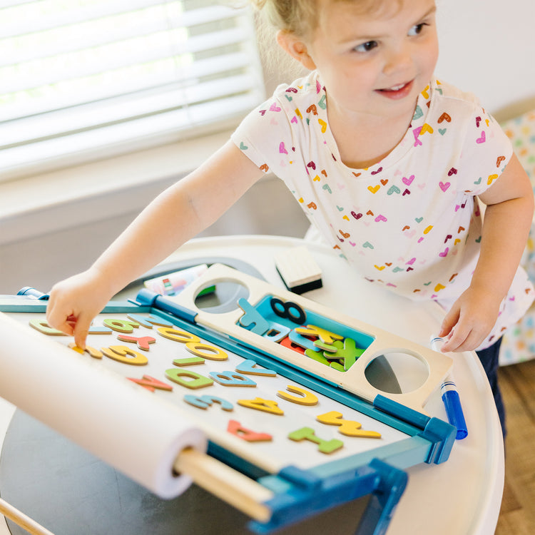 Melissa & Doug Double-Sided Magnetic Tabletop Easel
