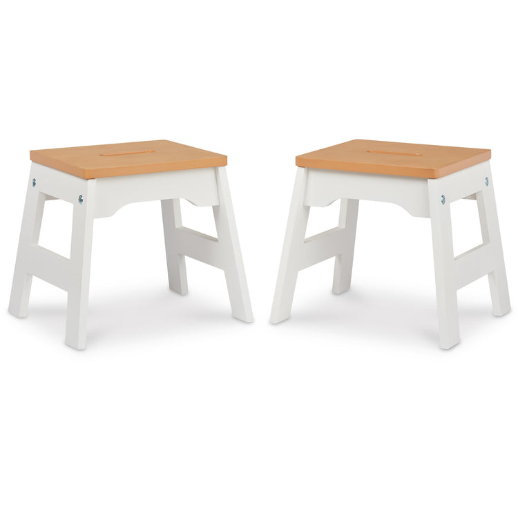 The loose pieces of The Melissa & Doug Wooden Stools – Set of 2 Stackable, Portable 11-Inch-Tall Stools (Natural/White)