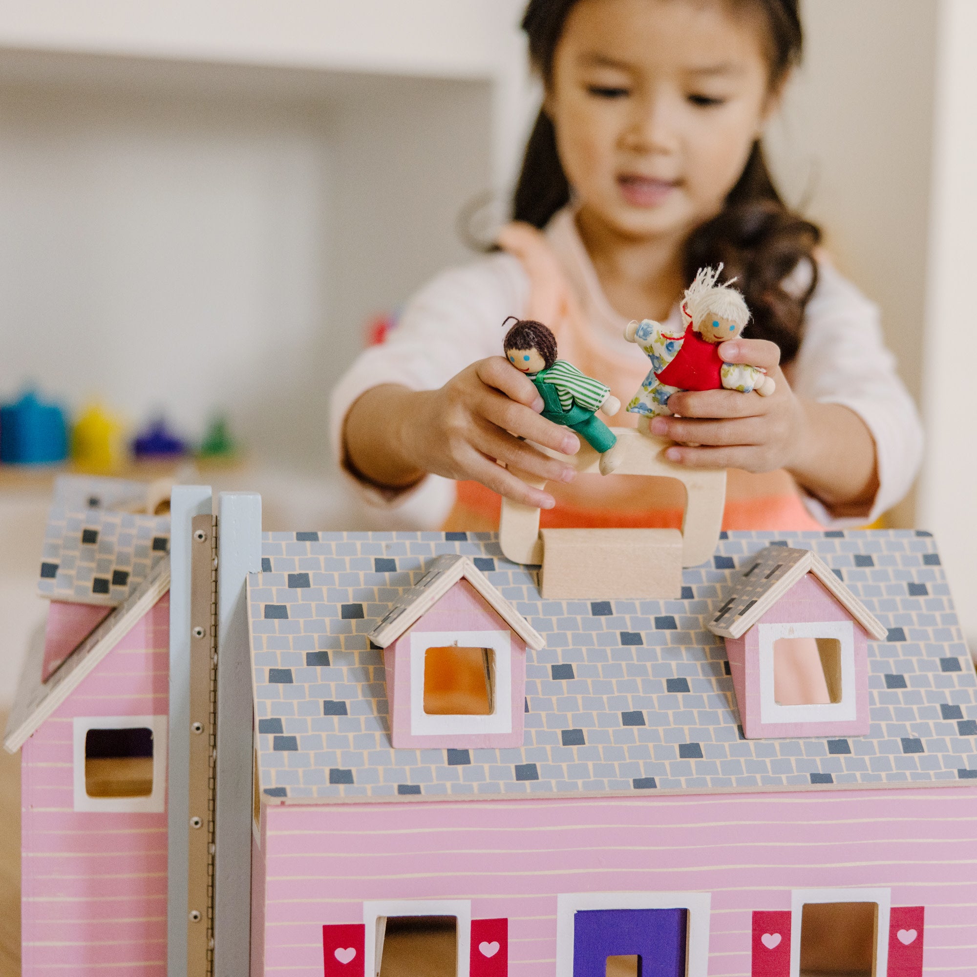 Wooden Fold & Go Dollhouse