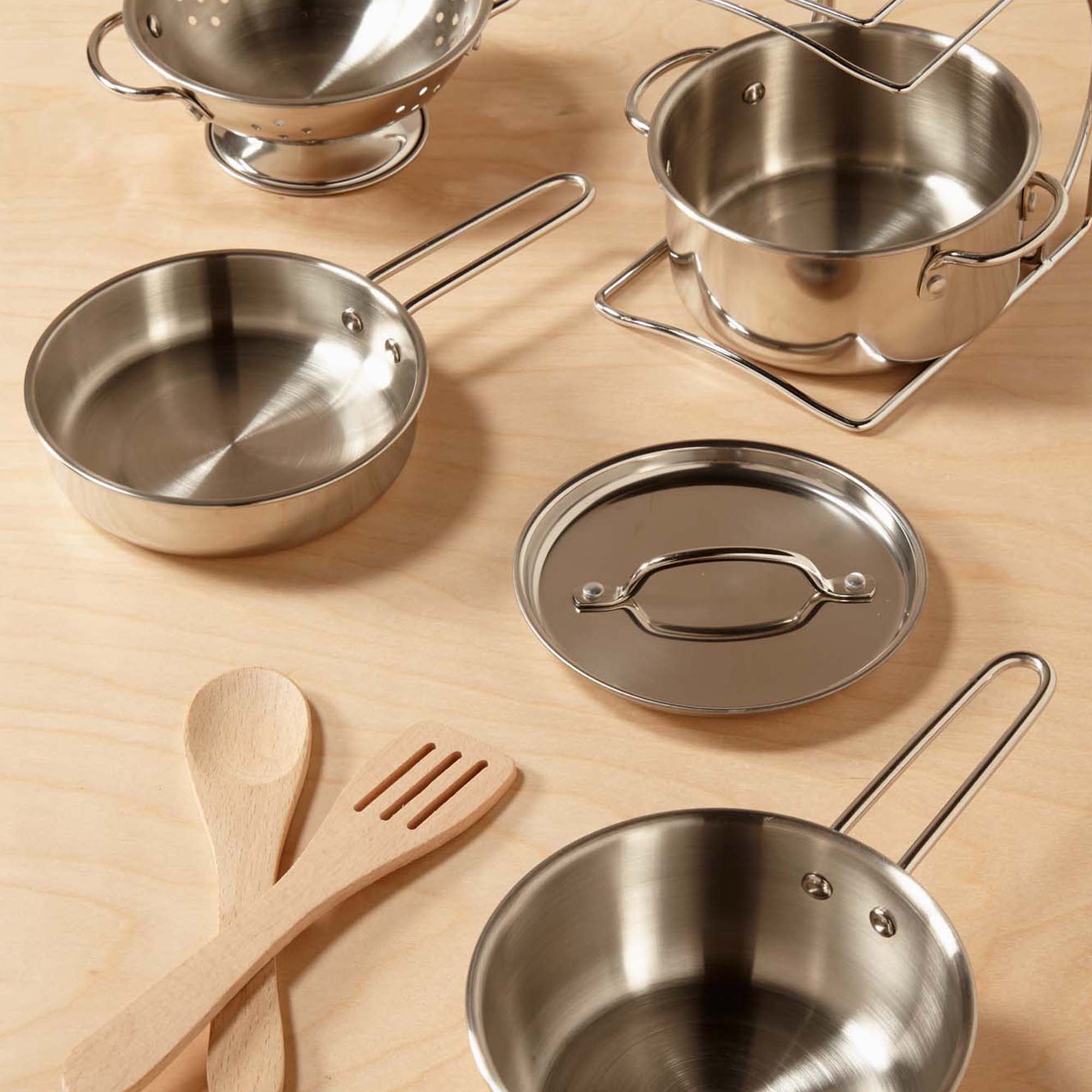 Metal pots and pans playset on sale