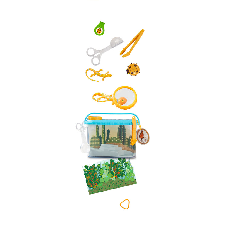 The loose pieces of The Melissa & Doug Let’s Explore Terrarium Observations Play Set (16 Pieces)