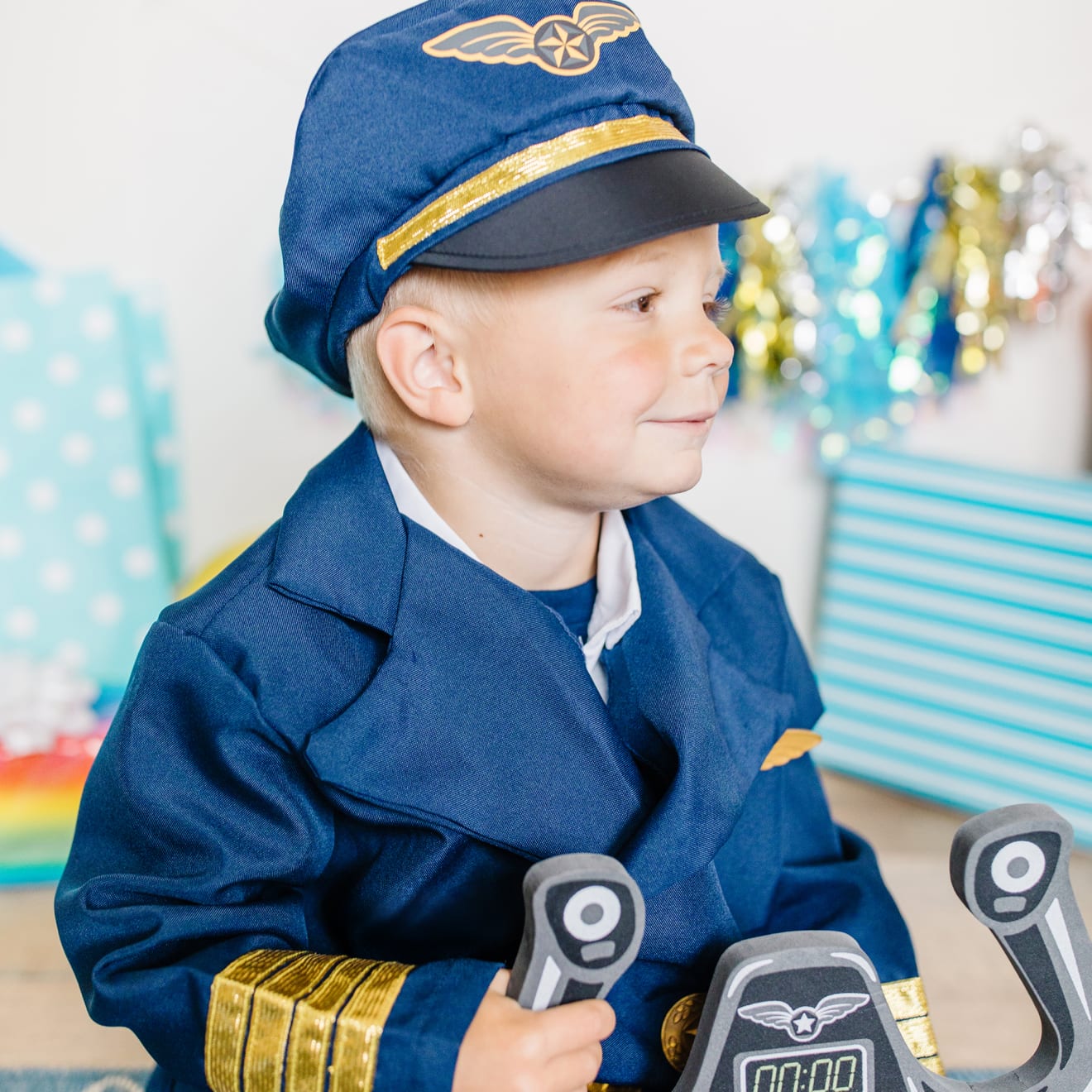 Amazon.com: Puteraya 4 Pcs Kids Pilot Costume Set Airline Captain Uniform  Role Play for Boys Halloween Dress Up Birthday Cosplay (Pilot Costume Set  2, S, 4-5 Years(100-110cm)) : Clothing, Shoes & Jewelry