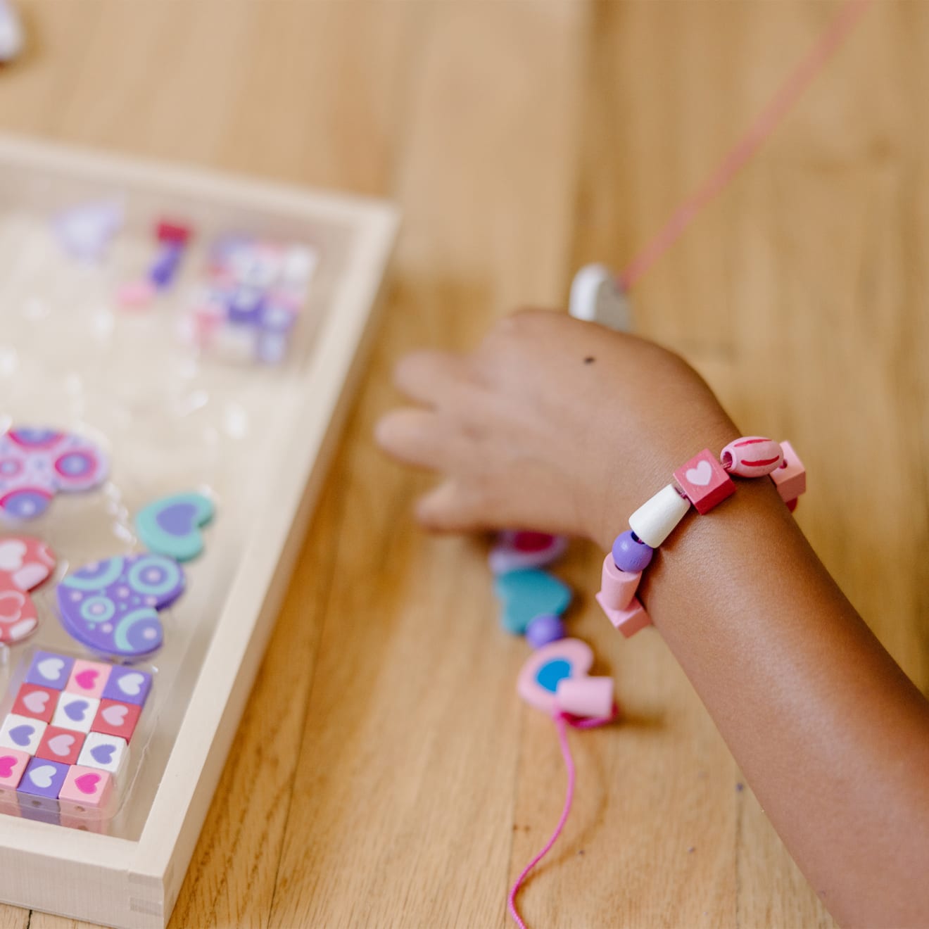 Melissa and doug hot sale wooden bead set