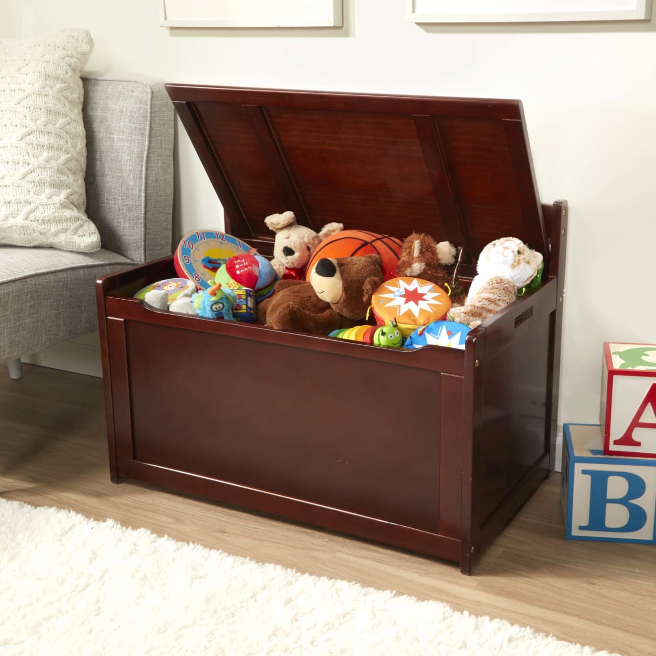 Melissa doug deals wooden toy chest